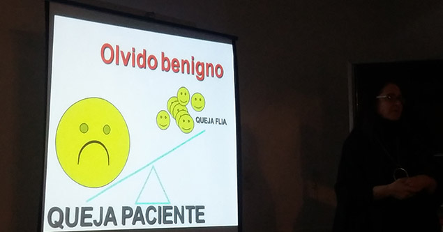 La Dra. Serrano abordó el tema de los olvidos diferenciando aquellos benignos de los patológicos